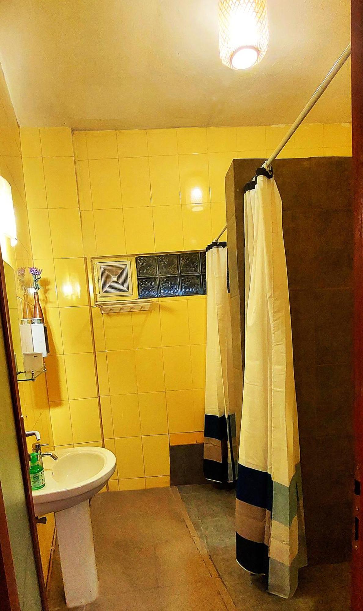 Hustay Guest House - Canggu Eksteriør billede